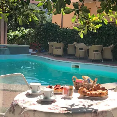 Hotel Kristall Diano Marina