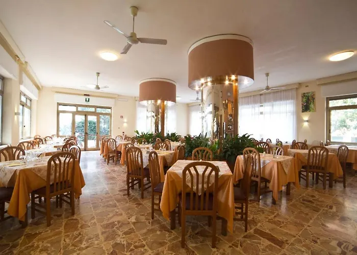 Hotel Kristall Diano Marina